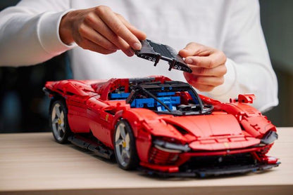 LEGO Ferrari Daytona SP3 Sportscar 42143 Technic