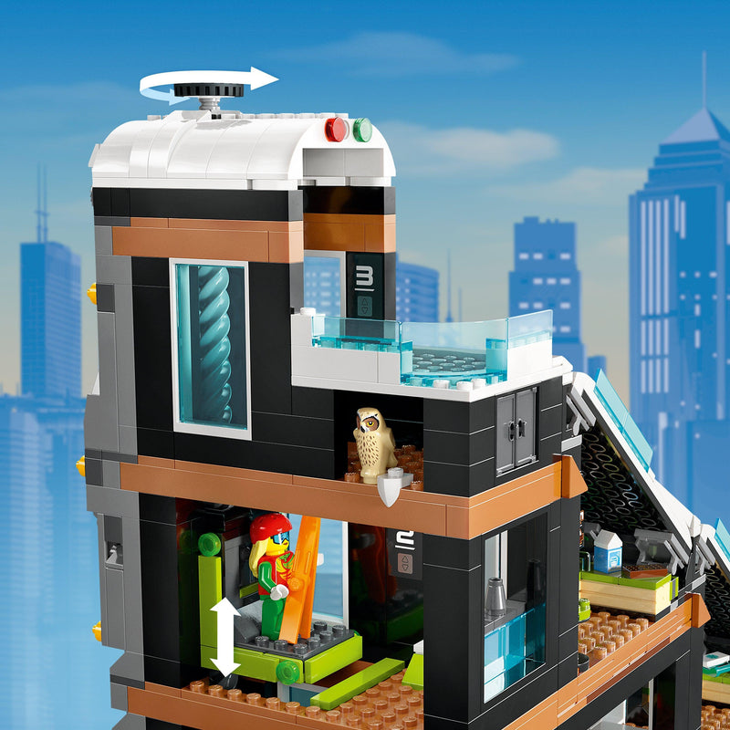 LEGO Ski and Climbing Centre 60366 Ski City LEGO CITY @ 2TTOYS LEGO €. 104.99