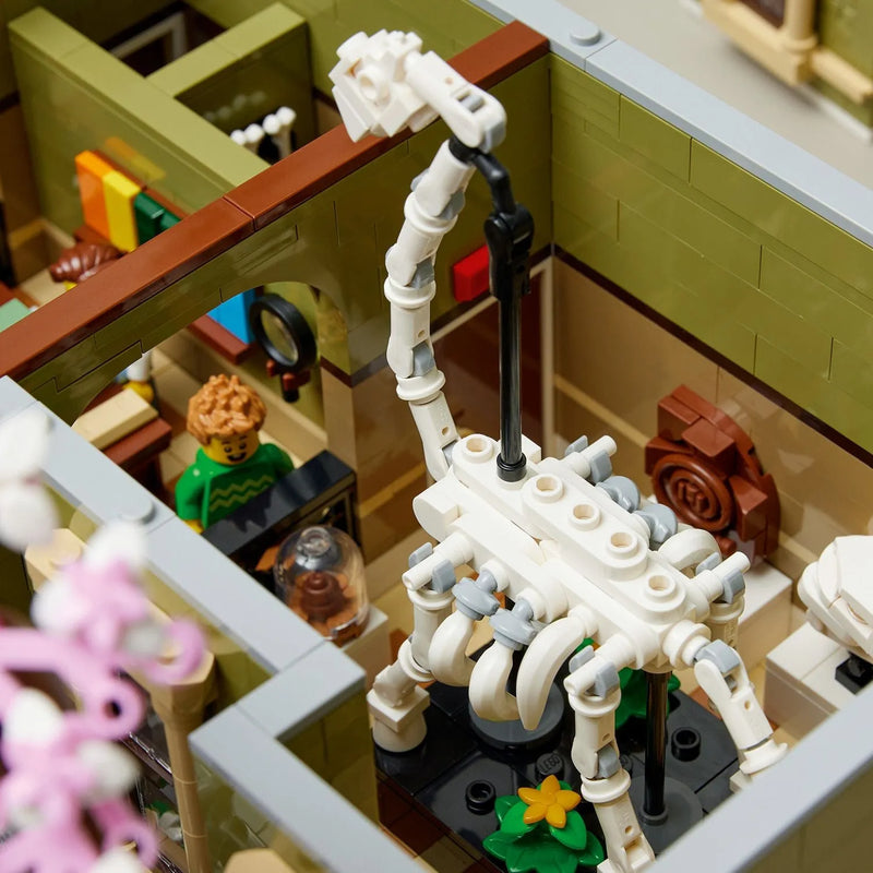 LEGO Natural History Museum 10326 Icons LEGO ICONS @ 2TTOYS | Official LEGO shop😊🥰 LEGO €. 304.99