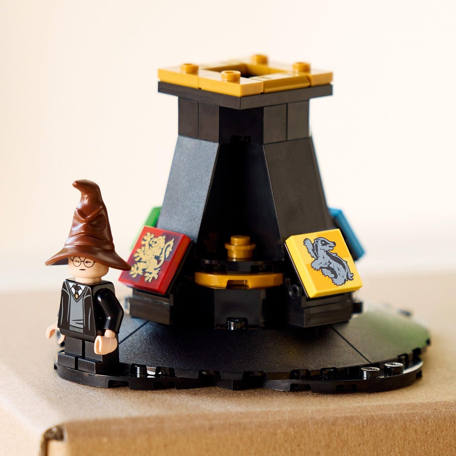 LEGO Talking Sorting Hat 76429 Harry Potter LEGO HARRY POTTER @ 2TTOYS LEGO €. 99.99