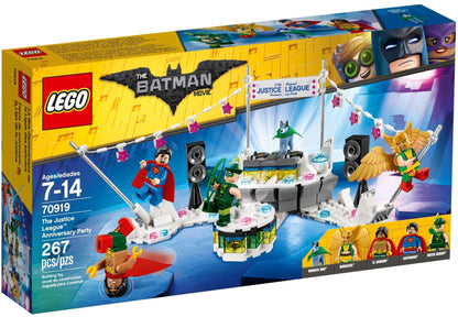 LEGO The Justice League Anniversary Party 70919 Batman LEGO BATMAN @ 2TTOYS | Official LEGO shop😊🥰 LEGO €. 39.99