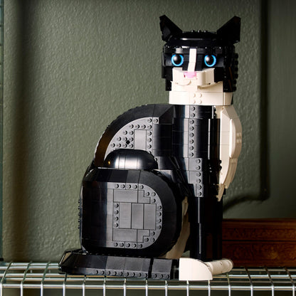 LEGO Tuxedo Cat 21349 Ideas LEGO IDEAS @ 2TTOYS | Official LEGO shop😊🥰 LEGO €. 104.99