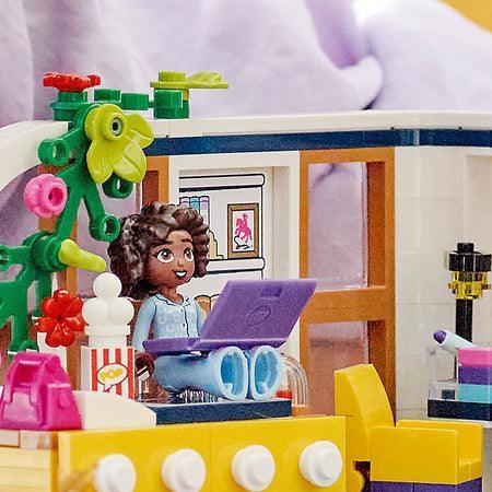 LEGO Aliya's Room 41740 Friends LEGO FRIENDS @ 2TTOYS | Official LEGO shop😊🥰 LEGO €. 19.99