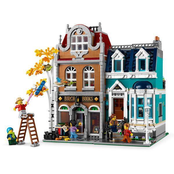 LEGO Bookshop 10270 Creator Expert LEGO CREATOR EXPERT MODULAIR @ 2TTOYS LEGO €. 214.99