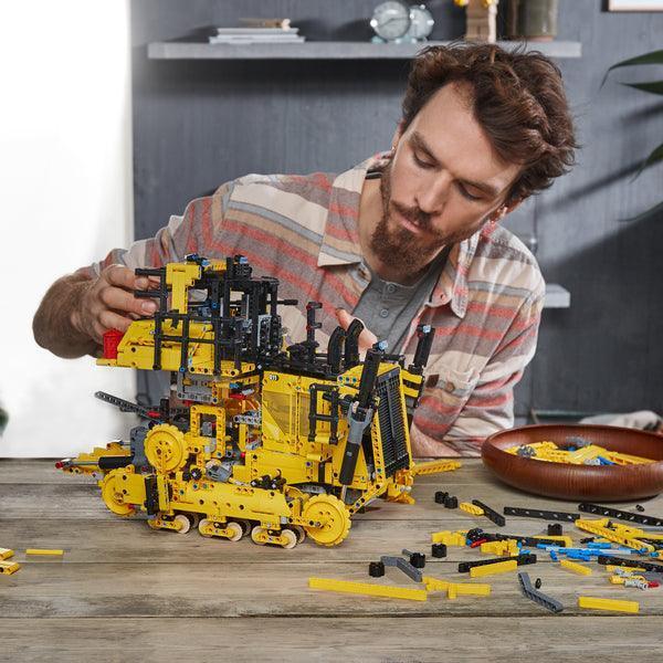 LEGO Cat D11 Bulldozer 42131 Technic LEGO TECHNIC @ 2TTOYS LEGO €. 499.99