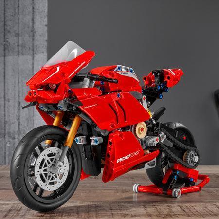 LEGO Ducati Panigale VR4 Super Bike 42107 Technic LEGO TECHNIC @ 2TTOYS LEGO €. 59.48