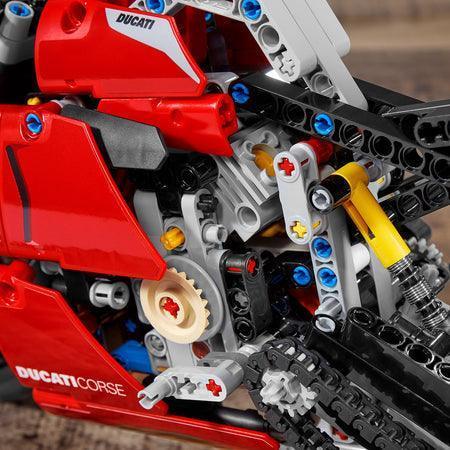 LEGO Ducati Panigale VR4 Super Bike 42107 Technic LEGO TECHNIC @ 2TTOYS LEGO €. 59.48