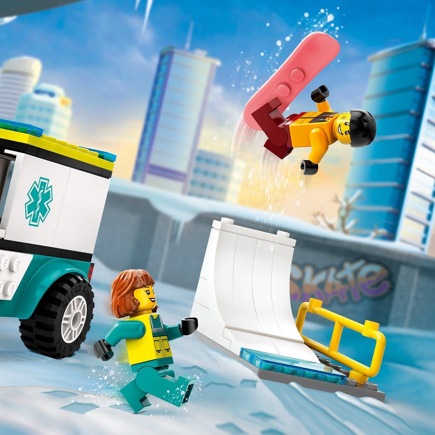 LEGO Emergency Ambulance 60403 City LEGO FRIENDS @ 2TTOYS LEGO €. 19.99