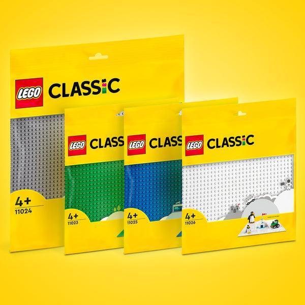 LEGO Green Baseplate 11023 Classic LEGO CLASSIC @ 2TTOYS LEGO €. 8.99