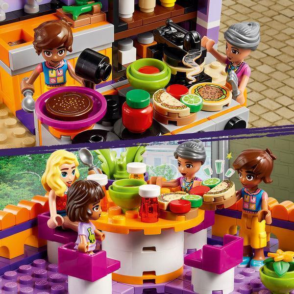 LEGO Heartlake City Community Kitchen 41747 Friends LEGO @ 2TTOYS | Official LEGO shop😊🥰 LEGO €. 59.48