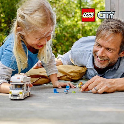 LEGO Holiday Camper Van 60283 City LEGO CITY GEWELDIGE VOERTUIGEN @ 2TTOYS LEGO €. 19.99