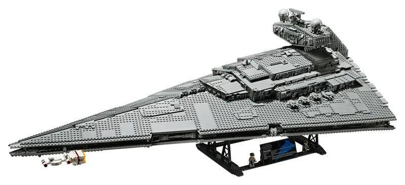 LEGO Imperial Star Destroyer 75252 StarWars UCS LEGO STARWARS @ 2TTOYS | Official LEGO shop😊🥰 LEGO €. 1299.99