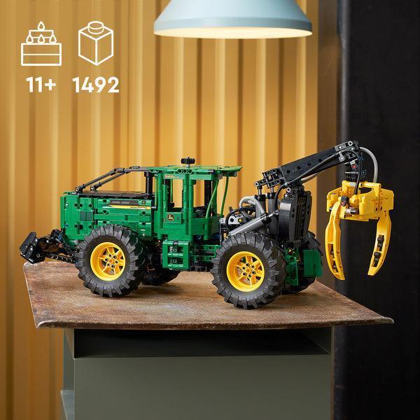 LEGO John Deere 948L II Skidder 42157 Technic LEGO TECHNIC @ 2TTOYS LEGO €. 161.48