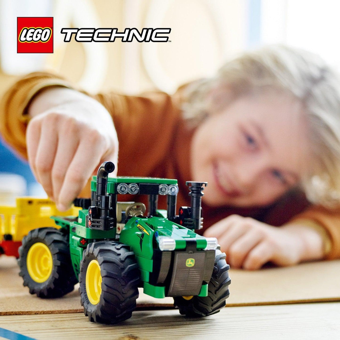 LEGO John Deere 9620R 4WD Tractor 42136 Technic LEGO TECHNIC @ 2TTOYS LEGO €. 26.99