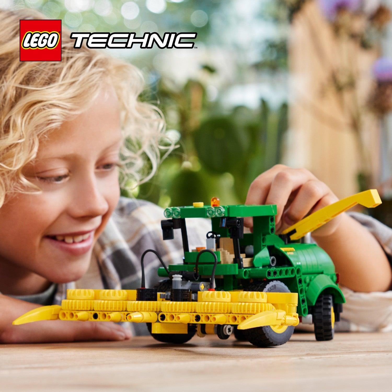 LEGO John Deere 9700 Forage Harvester42168 Technic LEGO TECHNIC @ 2TTOYS LEGO €. 42.99