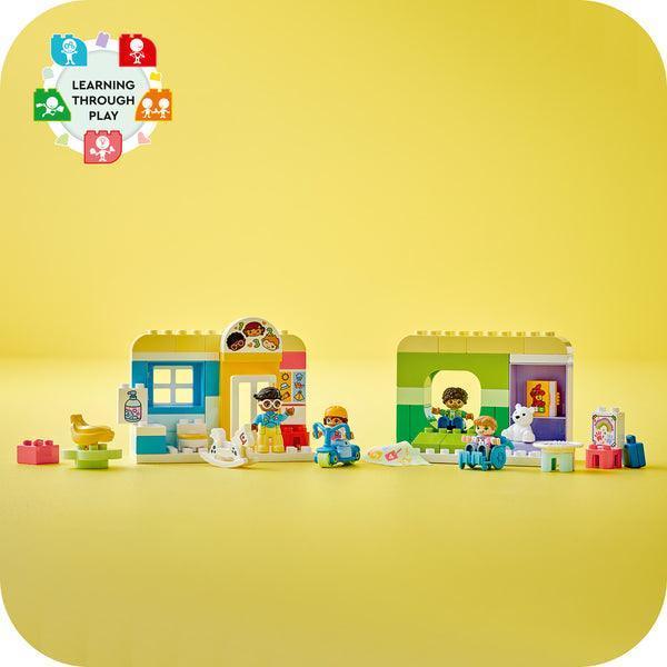 LEGO Life At The Day-Care Center 10992 DUPLO LEGO DUPLO @ 2TTOYS LEGO €. 47.99