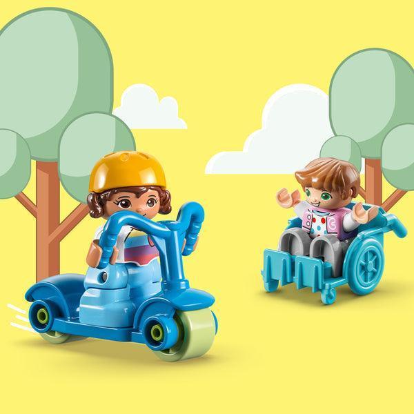 LEGO Life At The Day-Care Center 10992 DUPLO LEGO DUPLO @ 2TTOYS LEGO €. 47.99