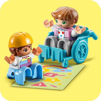 LEGO Life At The Day-Care Center 10992 DUPLO LEGO DUPLO @ 2TTOYS | Official LEGO shop😊🥰 LEGO €. 47.99