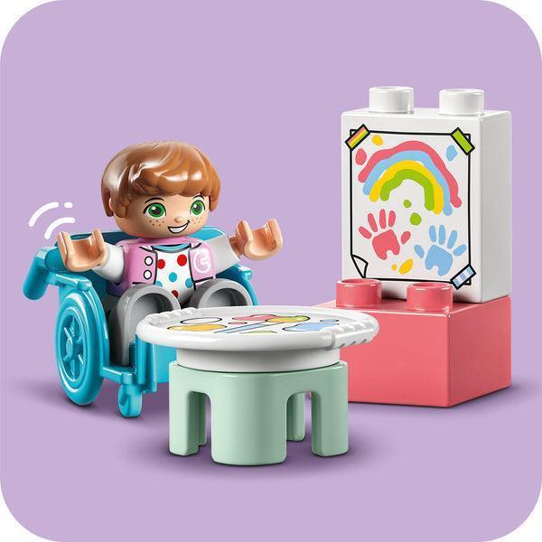 LEGO Life At The Day-Care Center 10992 DUPLO LEGO DUPLO @ 2TTOYS | Official LEGO shop😊🥰 LEGO €. 47.99