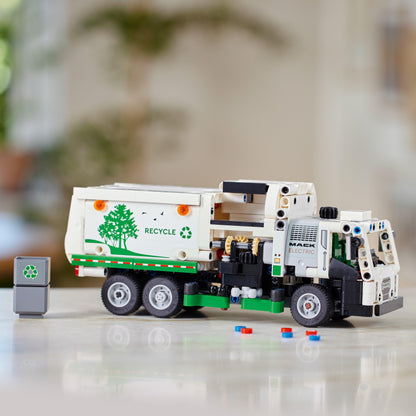 LEGO Mack LR Electric Garbage Truck 42167 Technic LEGO TECHNIC @ 2TTOYS LEGO €. 34.99