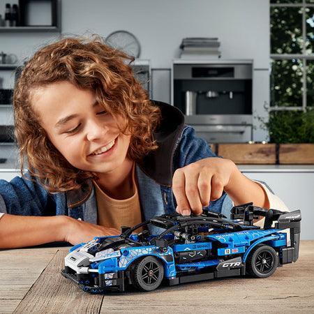 LEGO McLaren Senna GTR Hypercar 42123 Technic LEGO TECHNIC @ 2TTOYS LEGO €. 46.98