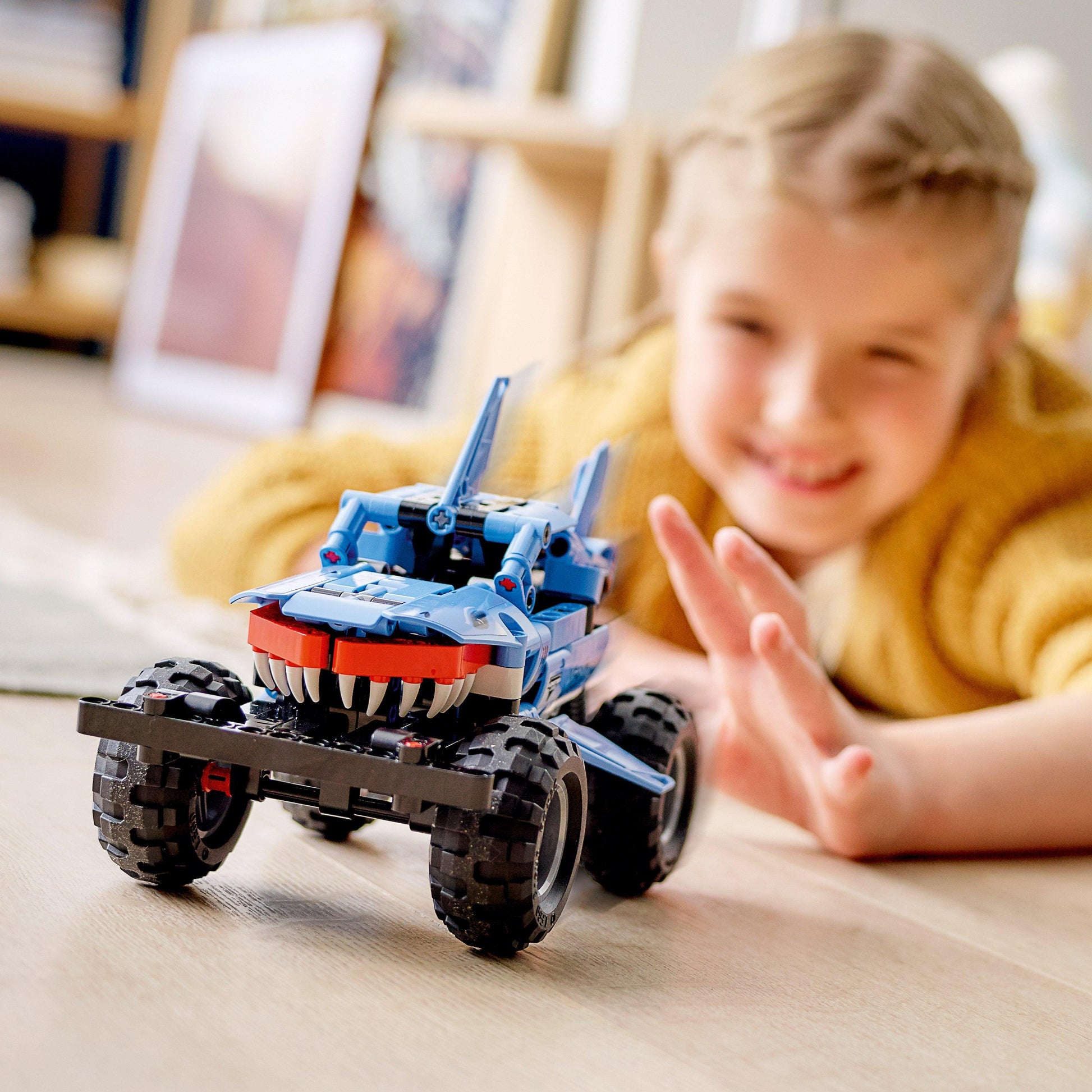 LEGO Megalodon Monster truck Jam Blue 42134 Technic LEGO TECHNIC @ 2TTOYS LEGO €. 16.99