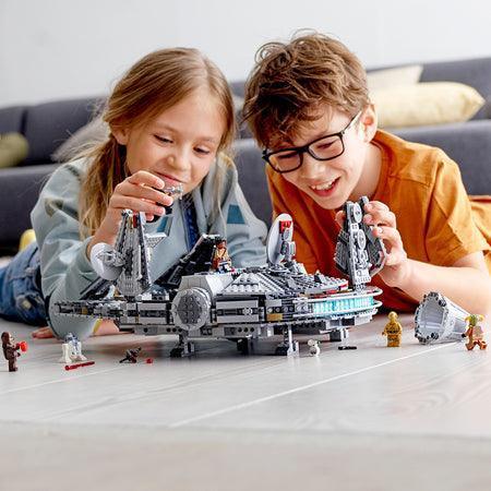 LEGO Millennium Falcon 75257 StarWars UCS LEGO STARWARS @ 2TTOYS LEGO €. 129.99