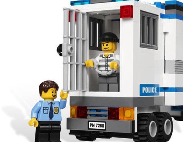 LEGO Mobile Police Unit 7288 CITY LEGO CITY @ 2TTOYS LEGO €. 37.49