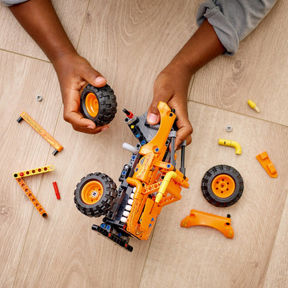 LEGO Monster Jam Truck El Toro Loco Orange 42135 Technic LEGO TECHNIC @ 2TTOYS LEGO €. 16.99