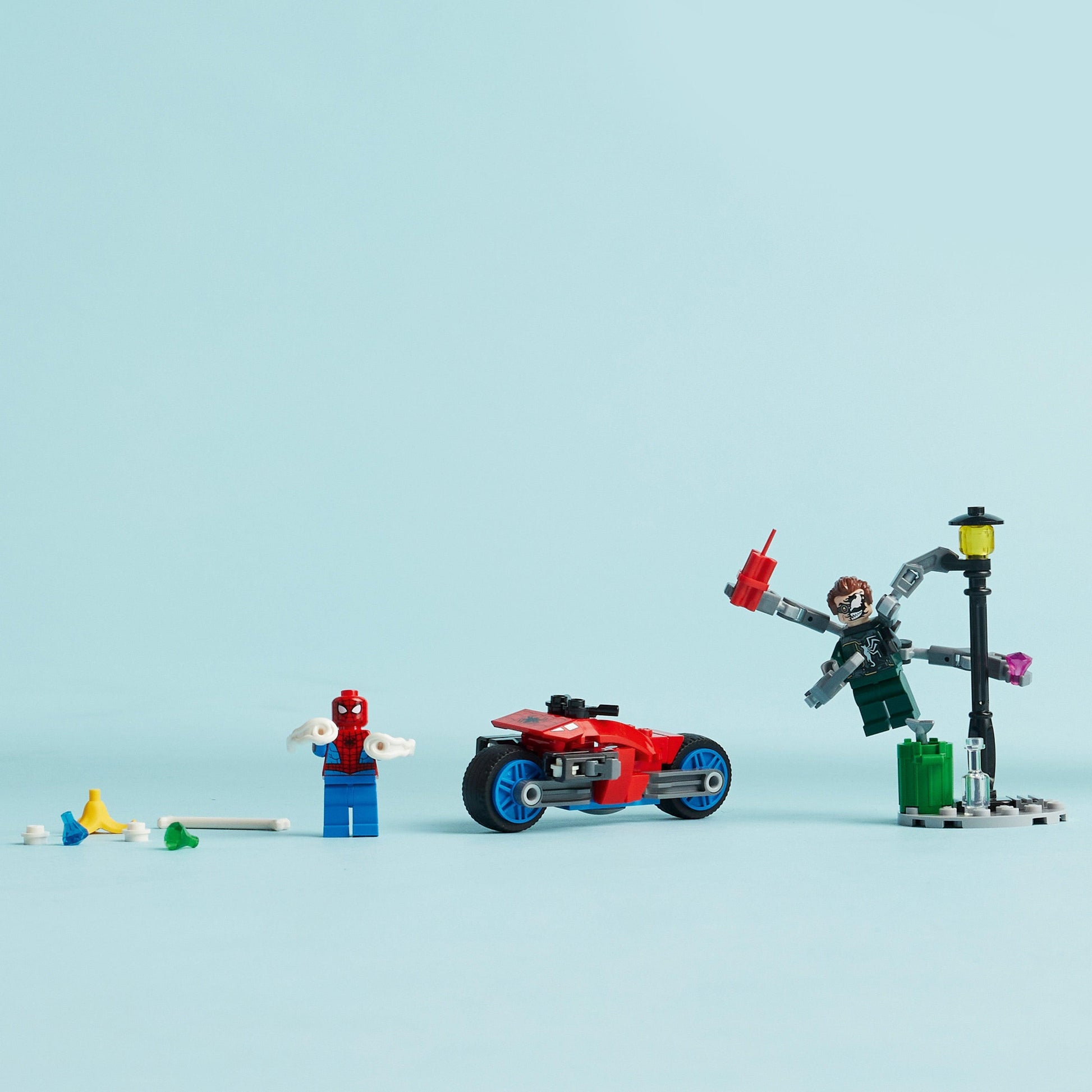 LEGO Motorcycle Chase: Spider-Man vs. Doc Ock 76275 Superheroes LEGO Super Heroes Marvel @ 2TTOYS LEGO €. 9.99