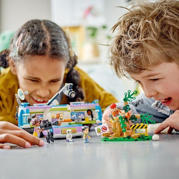 LEGO News Van 41749 Friends LEGO FRIENDS @ 2TTOYS LEGO €. 29.99