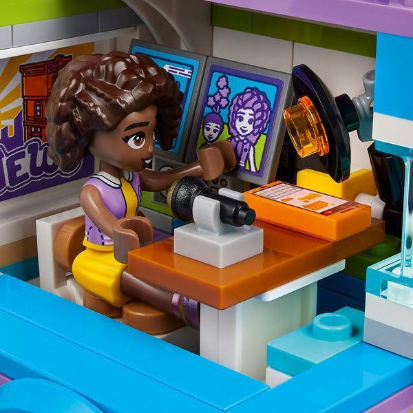 LEGO News Van 41749 Friends LEGO FRIENDS @ 2TTOYS LEGO €. 29.99