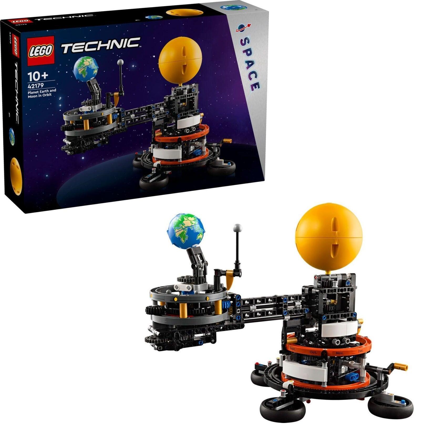 LEGO Planet Earth and Moon in Orbit 42179 Technic LEGO TECHNIC @ 2TTOYS | Official LEGO shop😊🥰 LEGO €. 79.99