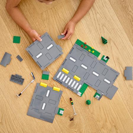 LEGO Road Plates 60304 City Ville LEGO CITY VILLE @ 2TTOYS | Official LEGO shop😊🥰 LEGO €. 16.49