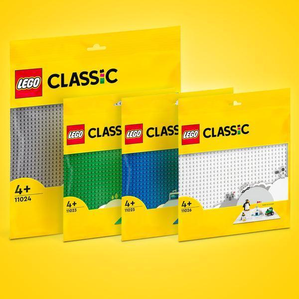 LEGO White Baseplate 11026 Classic LEGO CLASSIC @ 2TTOYS LEGO €. 7.64